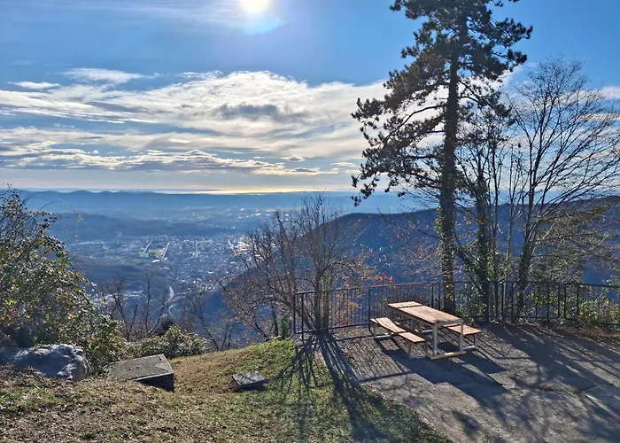 Feriehus Tau Forest *